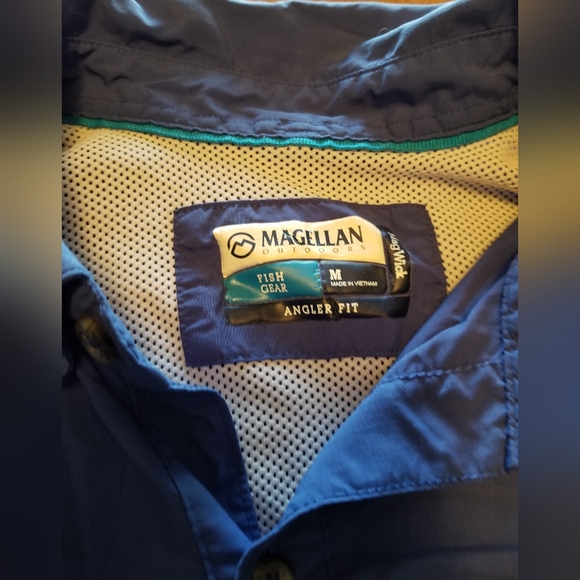 Magellan Mens Angler long sleeve button down, size Medium - Picture 3 of 4